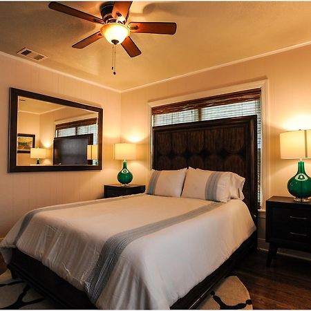 The Coyle Cabin - Close To Downtown, Stadiums, U Of H, Med Center Houston Eksteriør billede