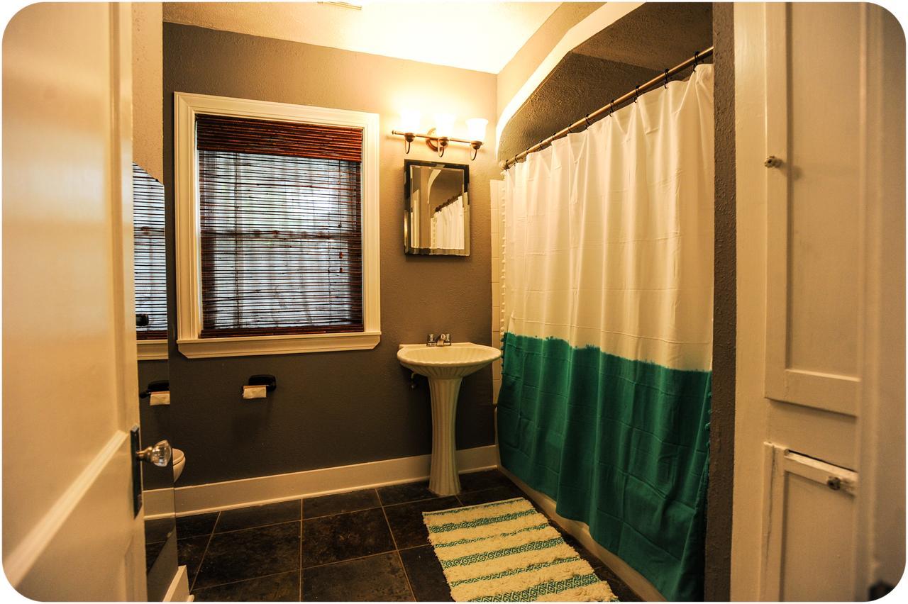 The Coyle Cabin - Close To Downtown, Stadiums, U Of H, Med Center Houston Eksteriør billede